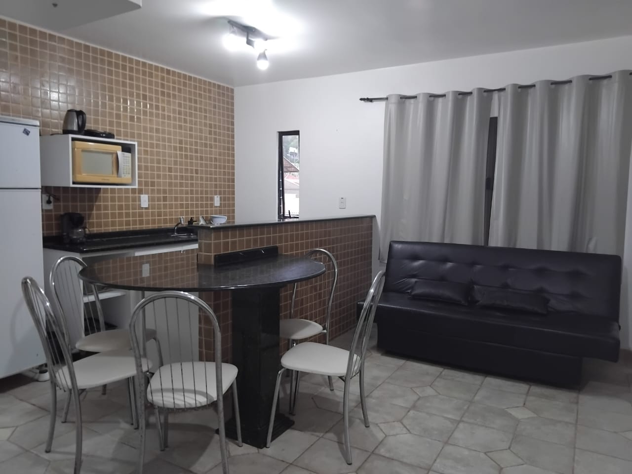 Apto Praia da Lagoa - Foto 1